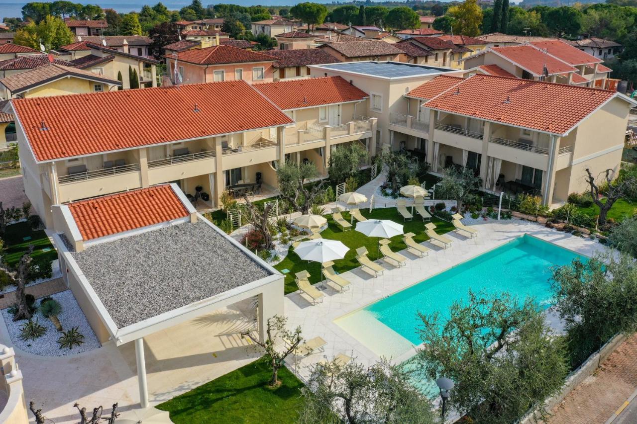 Le Ville Della Romantica Manerba del Garda Exteriör bild