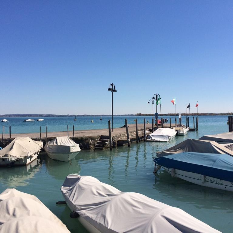 Le Ville Della Romantica Manerba del Garda Exteriör bild